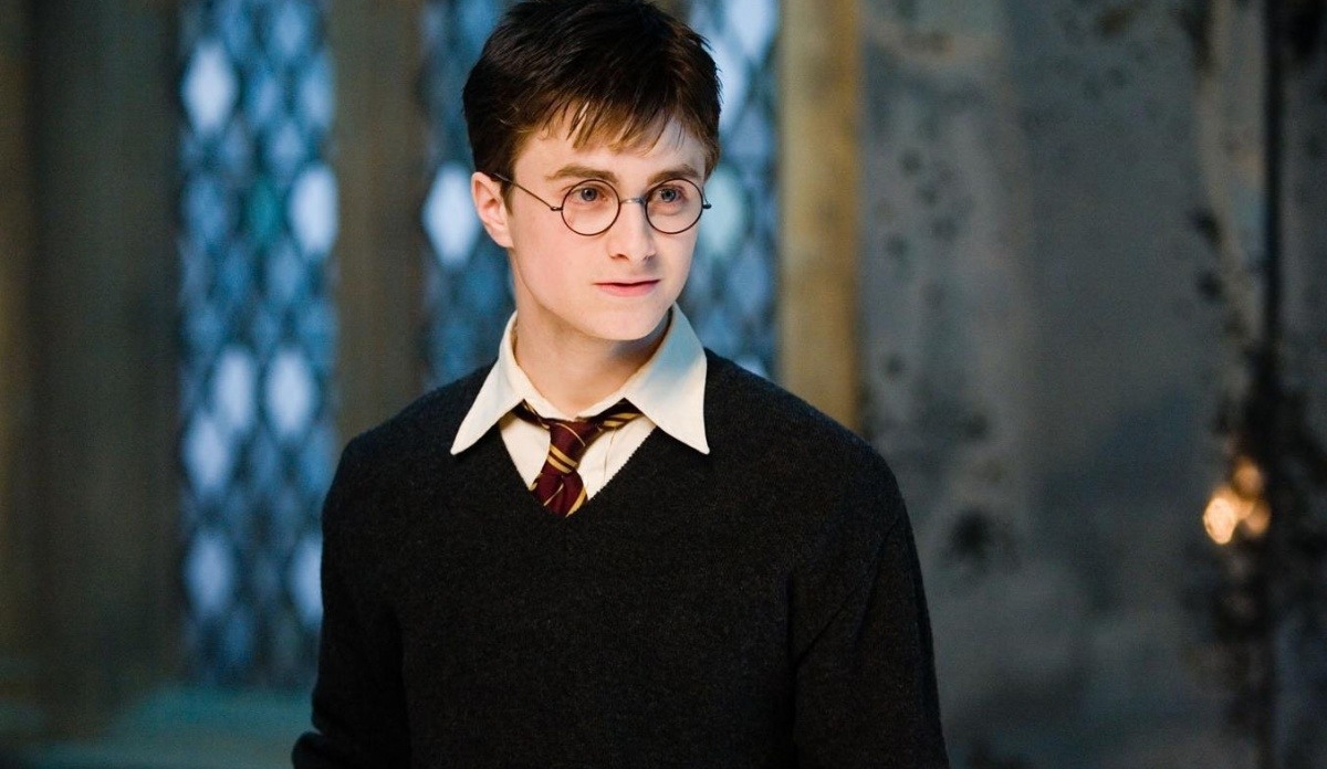 Почему именно Гарри Поттер выжил в тот день и как это было на самом деле?
